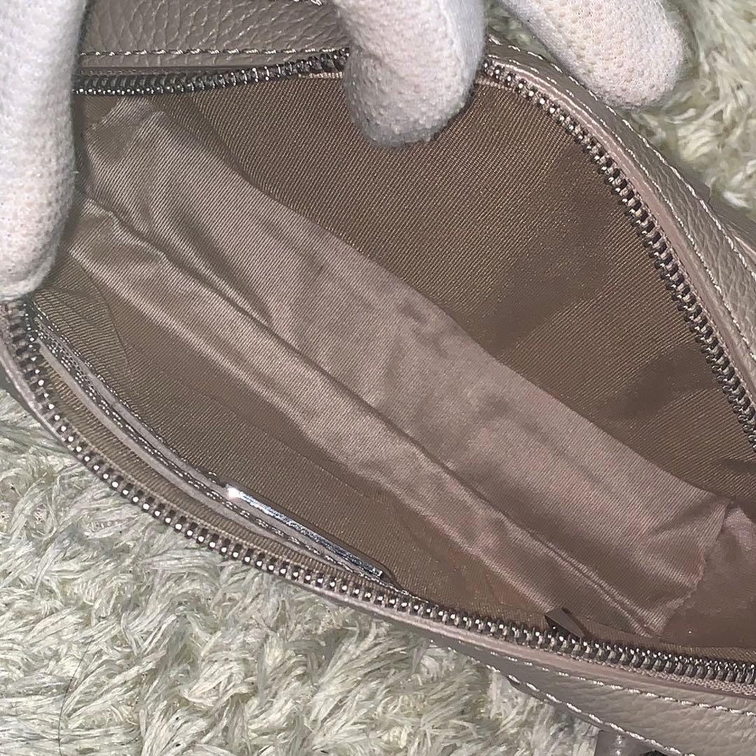 極美品✨IACUCCI ベルタS ショルダーバッグ