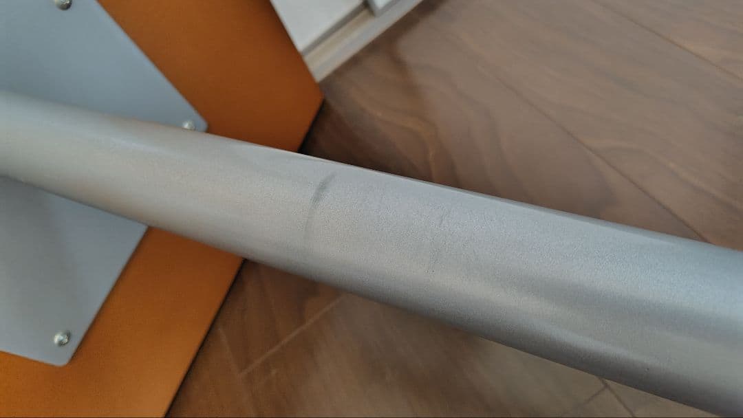 カフェテーブル　B　アジャスター付き 60cm✕70cm　木製天板