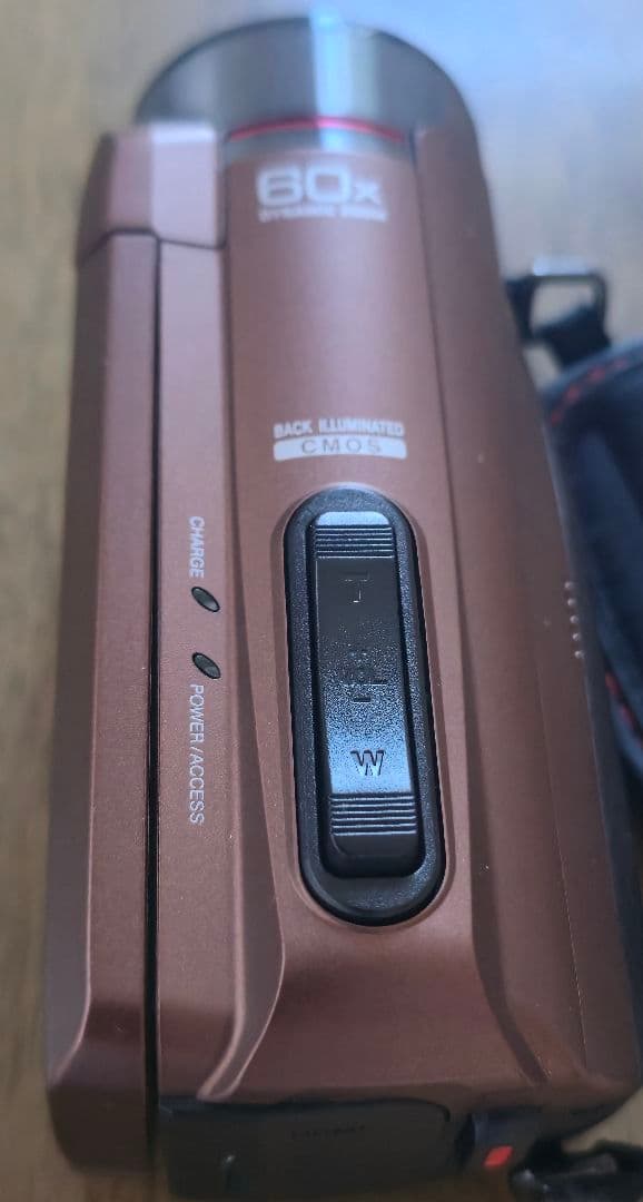 BK　JVC Everio RフルHD ビデオカメラGZ-R400-t