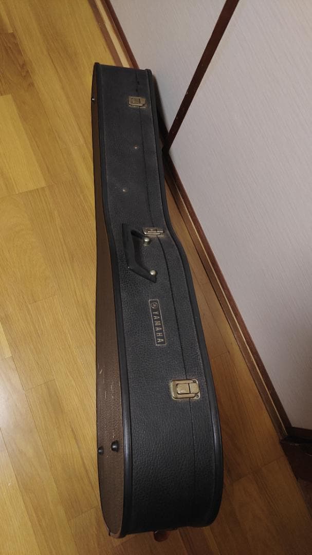 最 安 価格ホビー・楽器・アート - Morris B-18 (ケース付)+エレキ