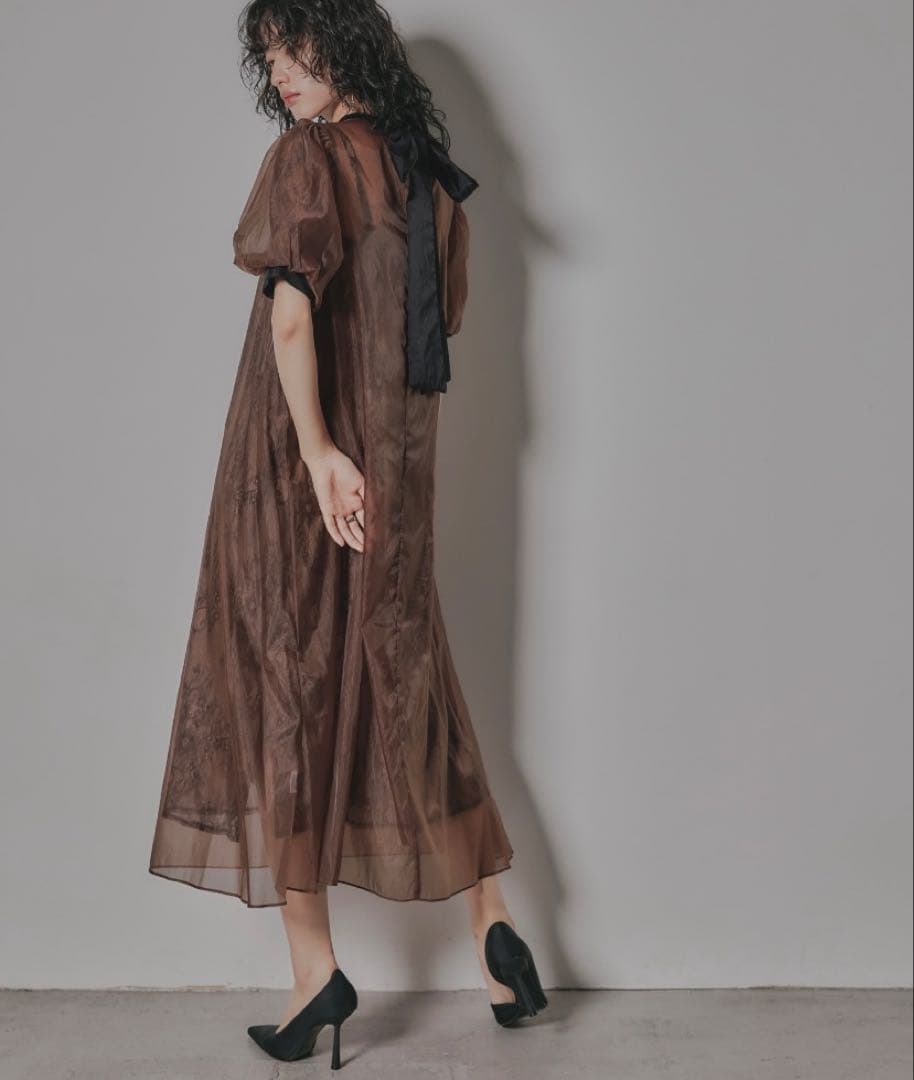 niana Aラインオーガンジーレースレイヤードドレス　Mサイズ　結婚式　妊婦