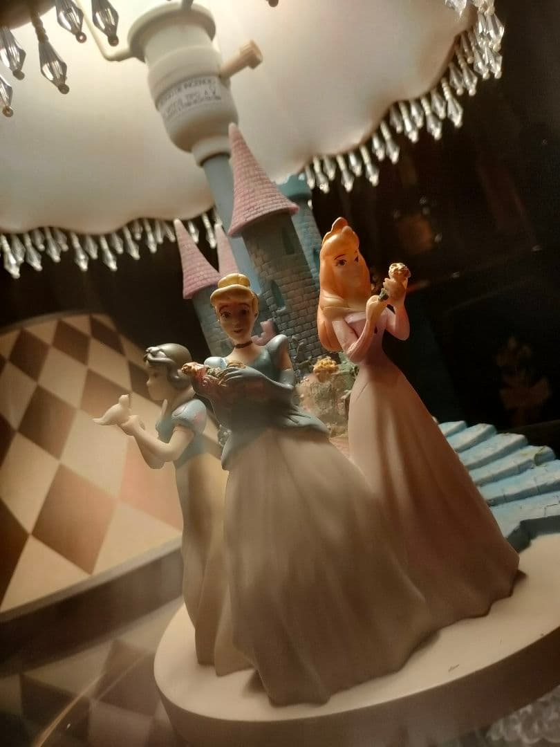 【スーパーレア・極美品】日本非売品　ビンテージ　ディズニーランプ　シンデレラ城