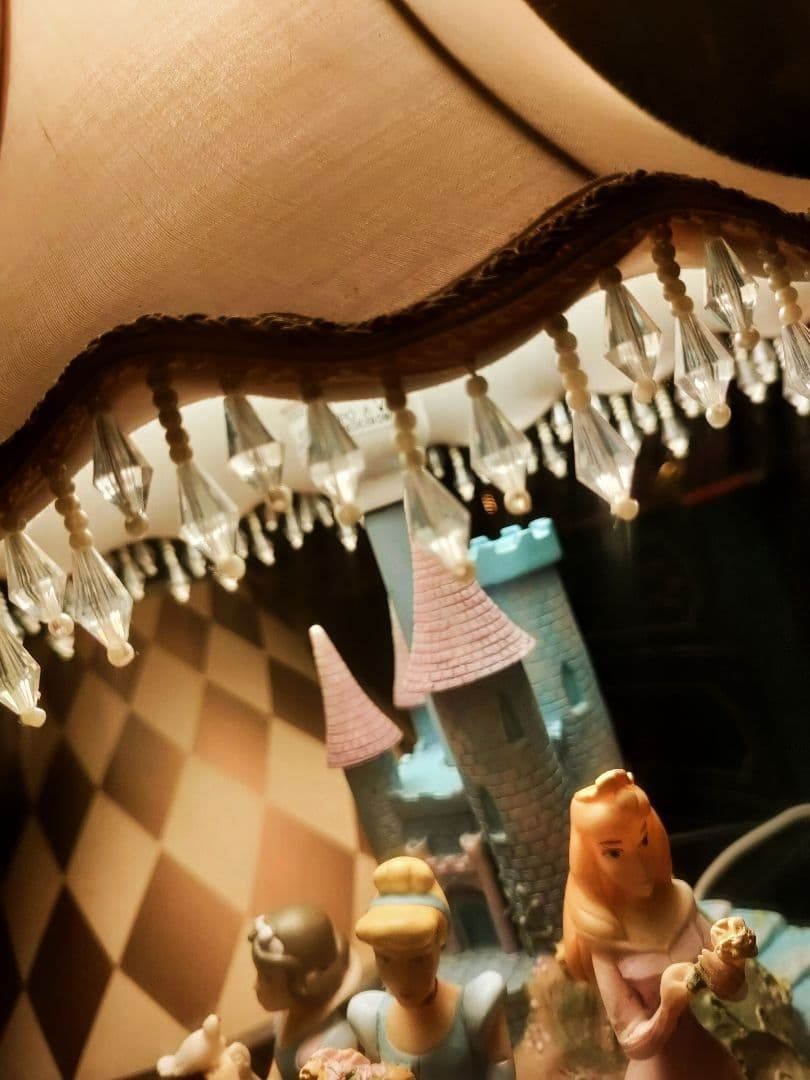 【スーパーレア・極美品】日本非売品　ビンテージ　ディズニーランプ　シンデレラ城