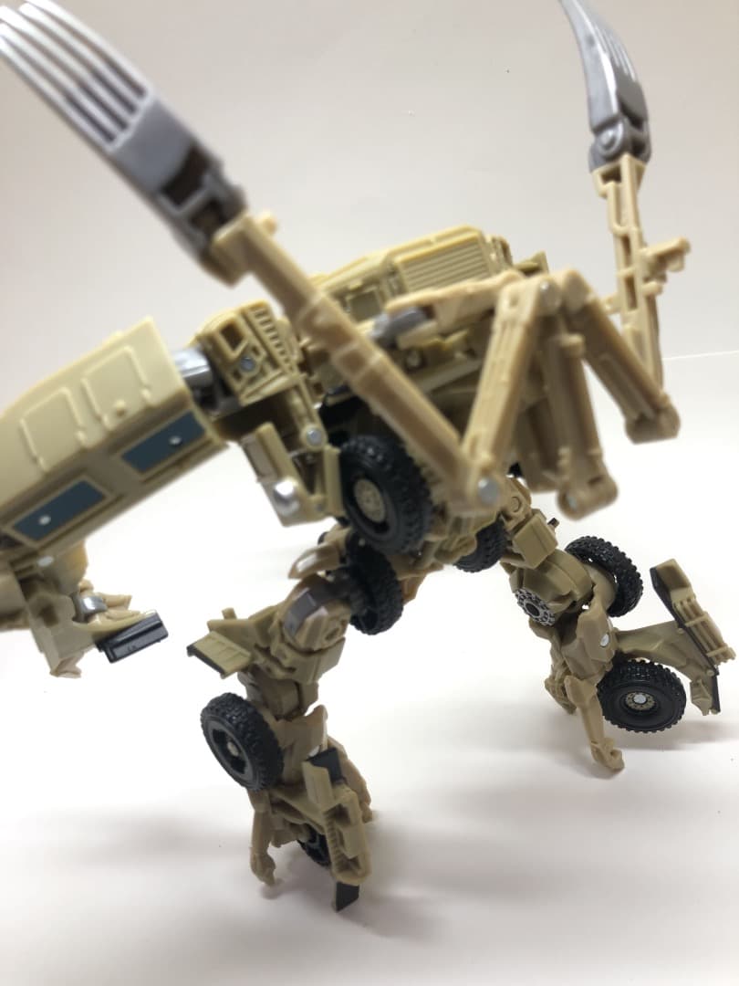 スタジオシリーズ SS-24 ボーンクラッシャー