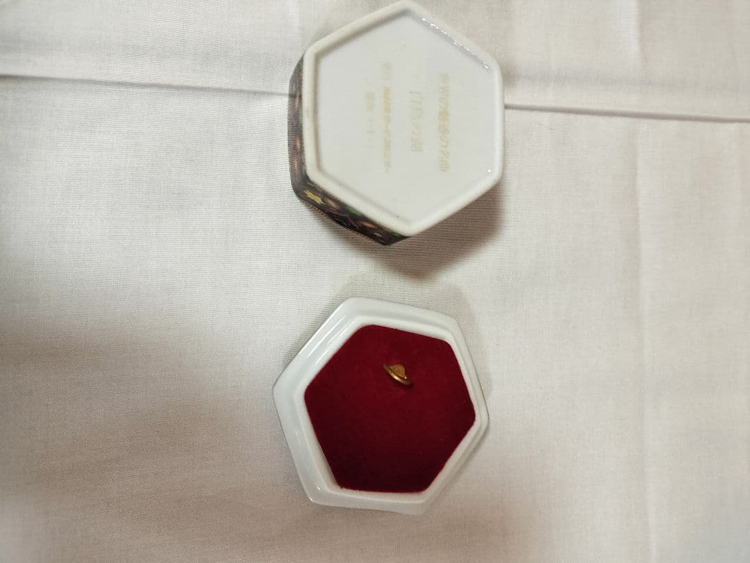 NHK世界の魅惑の名曲　陶器オルゴールセット 12個収納 木製ケース付き