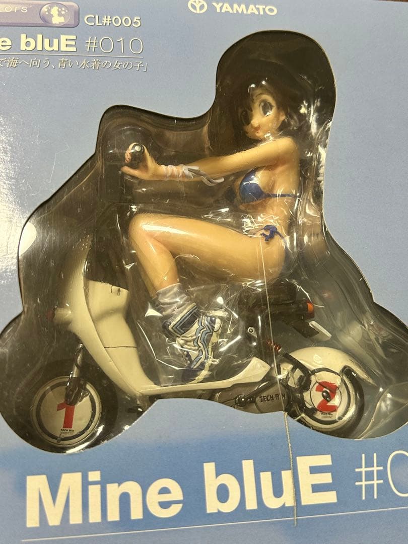 Mine bluE #010 1/7サイズ　青い水着の女の子　吉崎観音