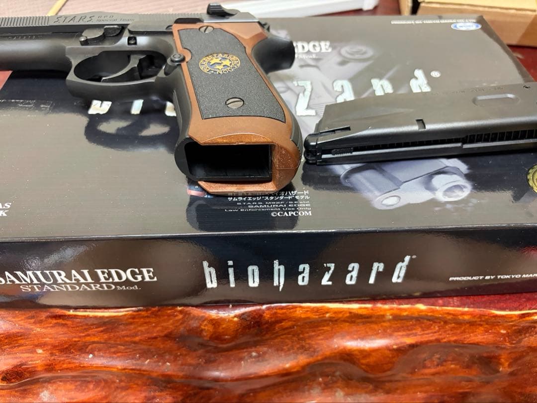 東京マルイ　サムライエッジ　エアガン　バイオハザード