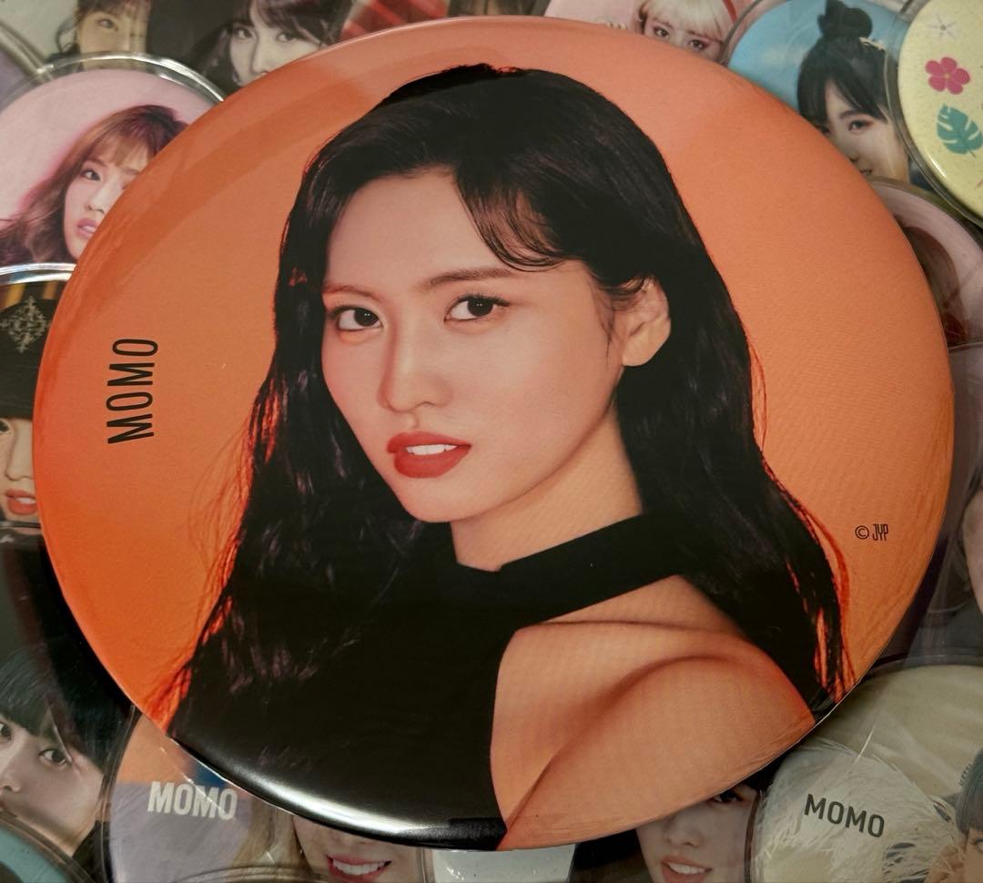 TWICE モモ 痛バ まとめ売り 缶バッジ misamo トレカ モブリー