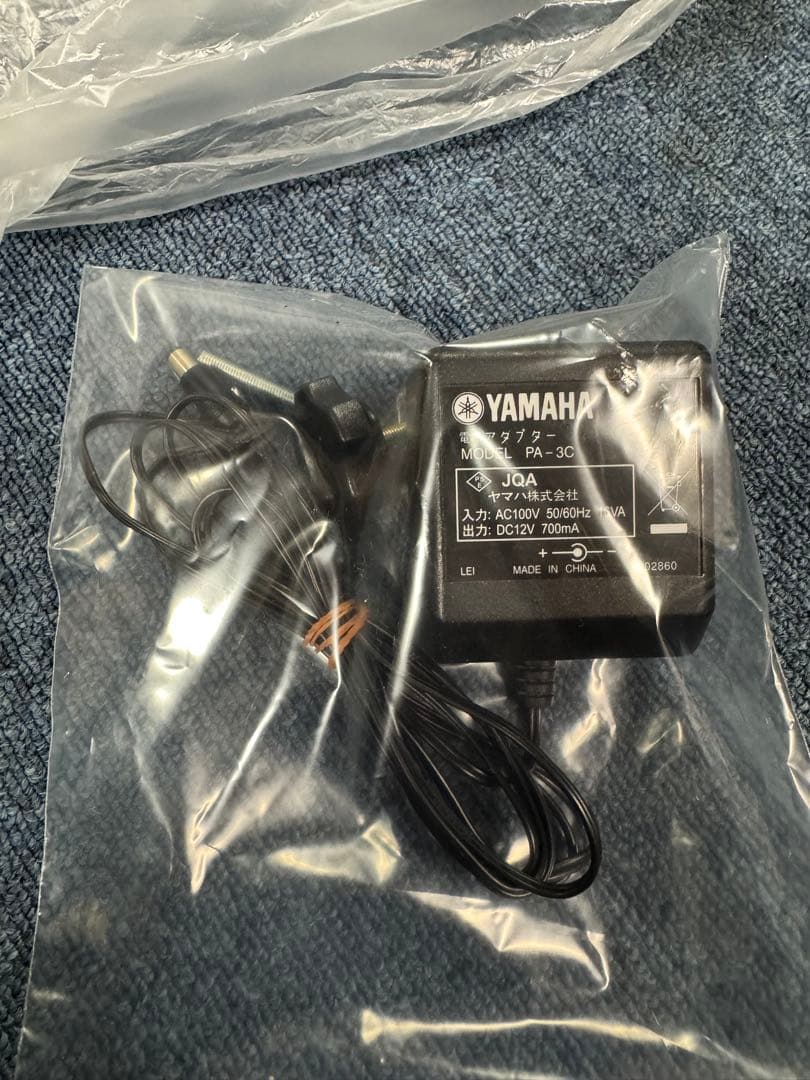 電子ピアノ　YAMAHA　PSR-313 電子キーボード