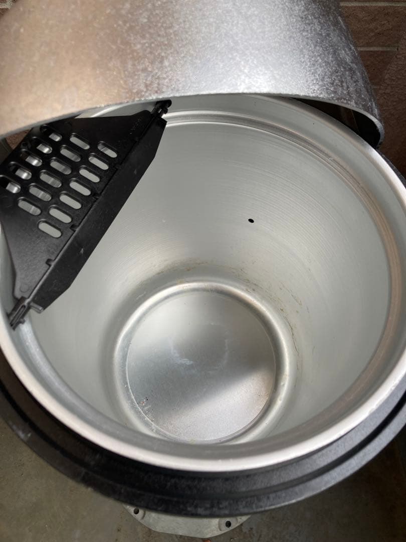 屋外用ステンレス灰皿 jT