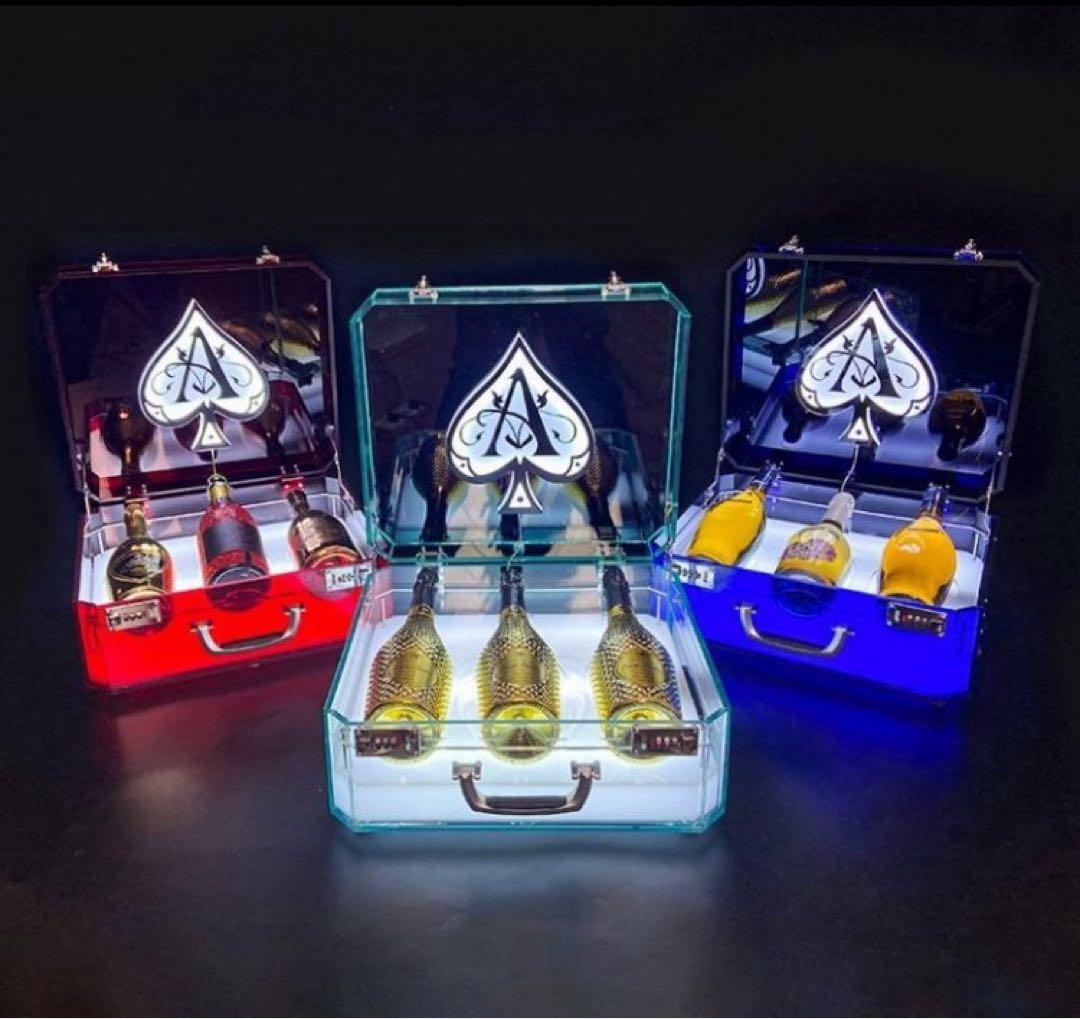 限定セール中‼️ アルマンド アタッシュケース ボトルケース LED