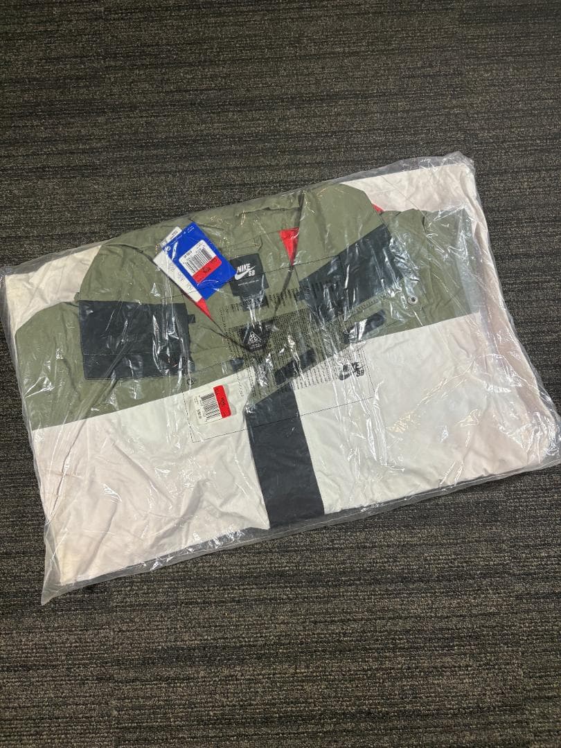 Nike SB Storm Fit Nylon Jacket ナイロン L大きめ