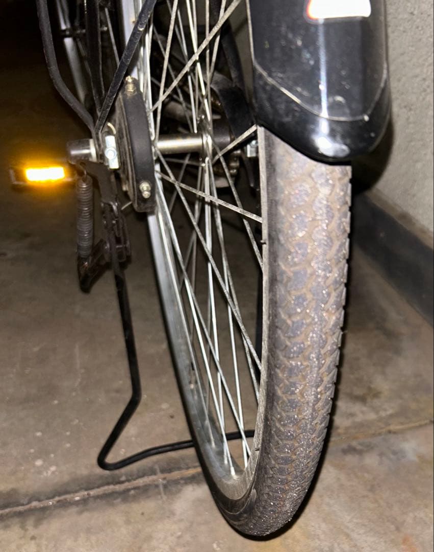 ママチャリ 27インチ 前カゴ付き 自転車 シティサイクル スマホホルダー付き