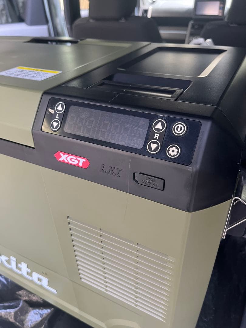 マキタ CW004GZO (本体のみ) 充電式保冷温庫 29L オリーブ色