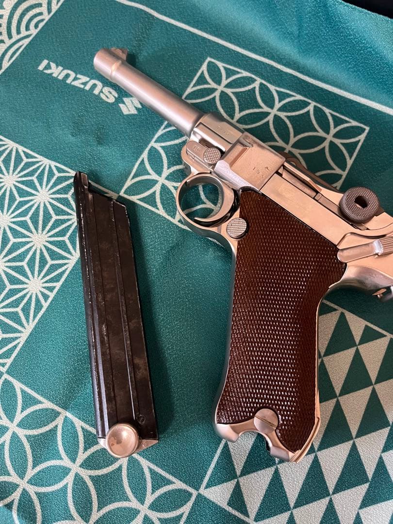 LUGER P08 シルバーガスガン