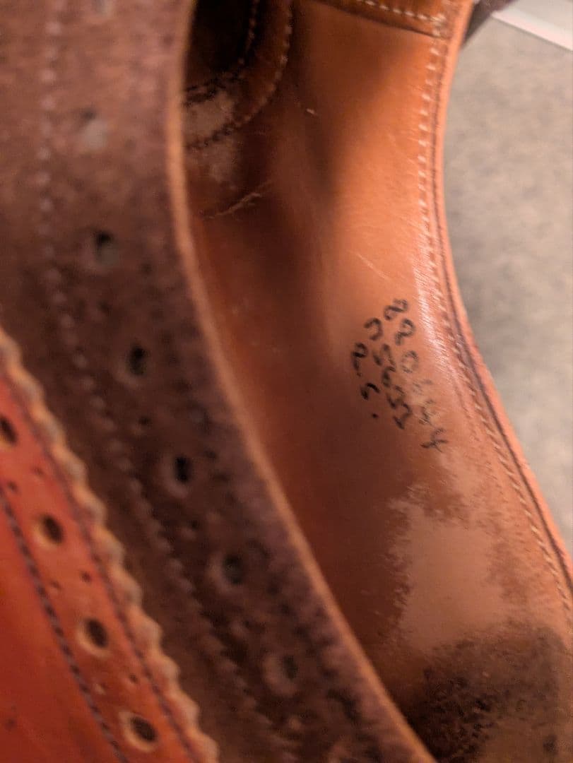 ネペンテス トリッカーズ 8.5 H5633 マルチトーン ダービー グローブ