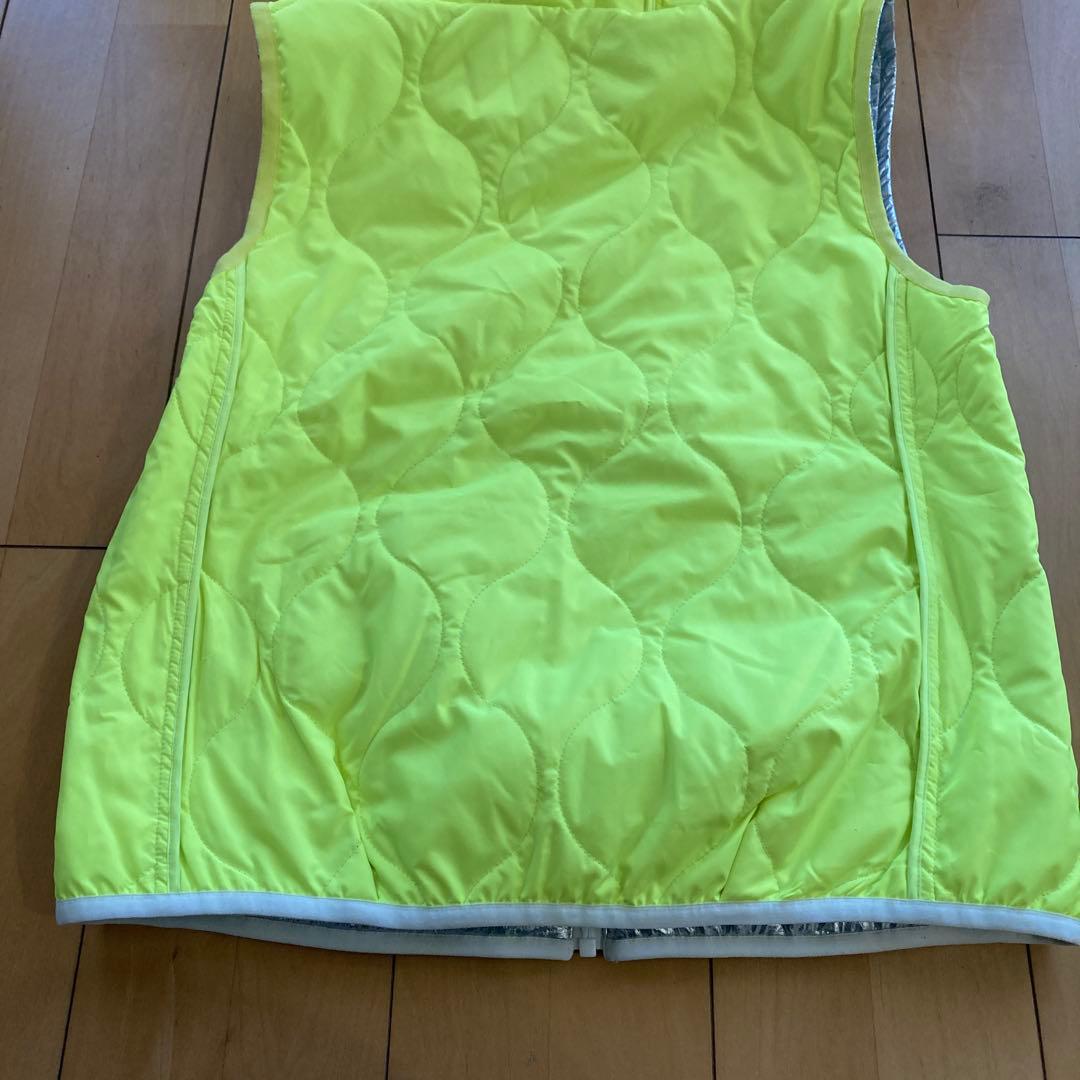 アルチビオ シルバー イエロー フード付き ベスト