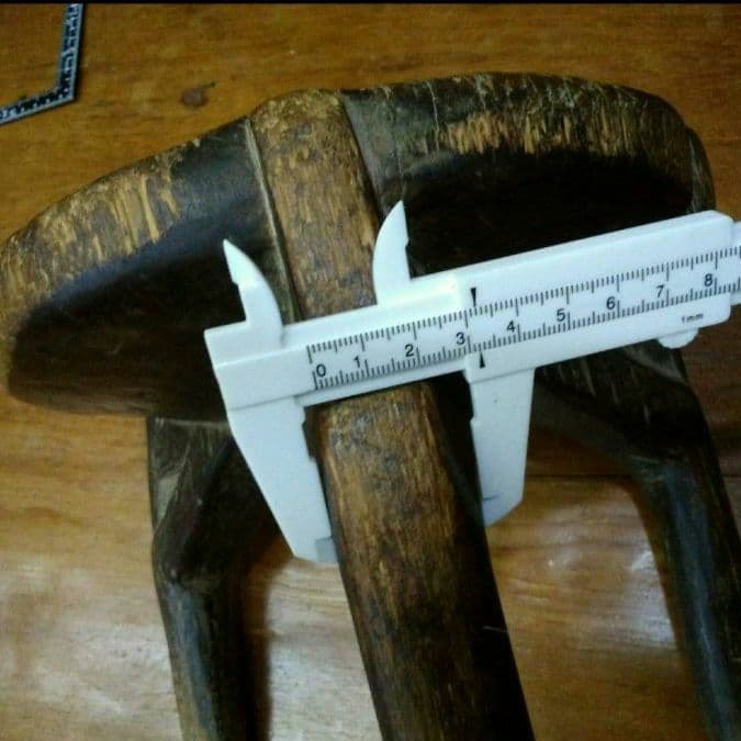 アフリカ Tanzania アンティーク木彫椅子 花台・オブジェに