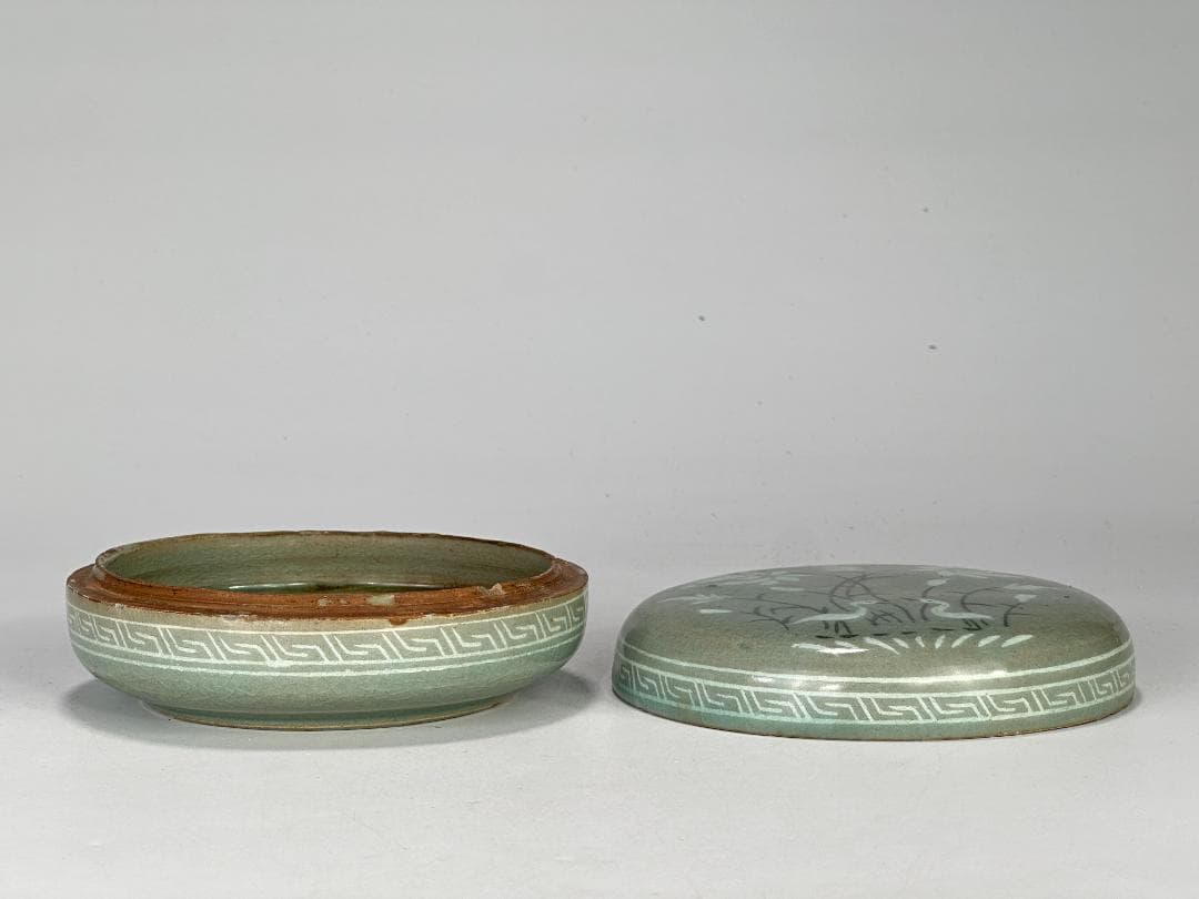 韓国美術 高麗青磁 黒白象嵌 花卉文 香合 時代 古物 朝鮮古陶磁 木工、竹