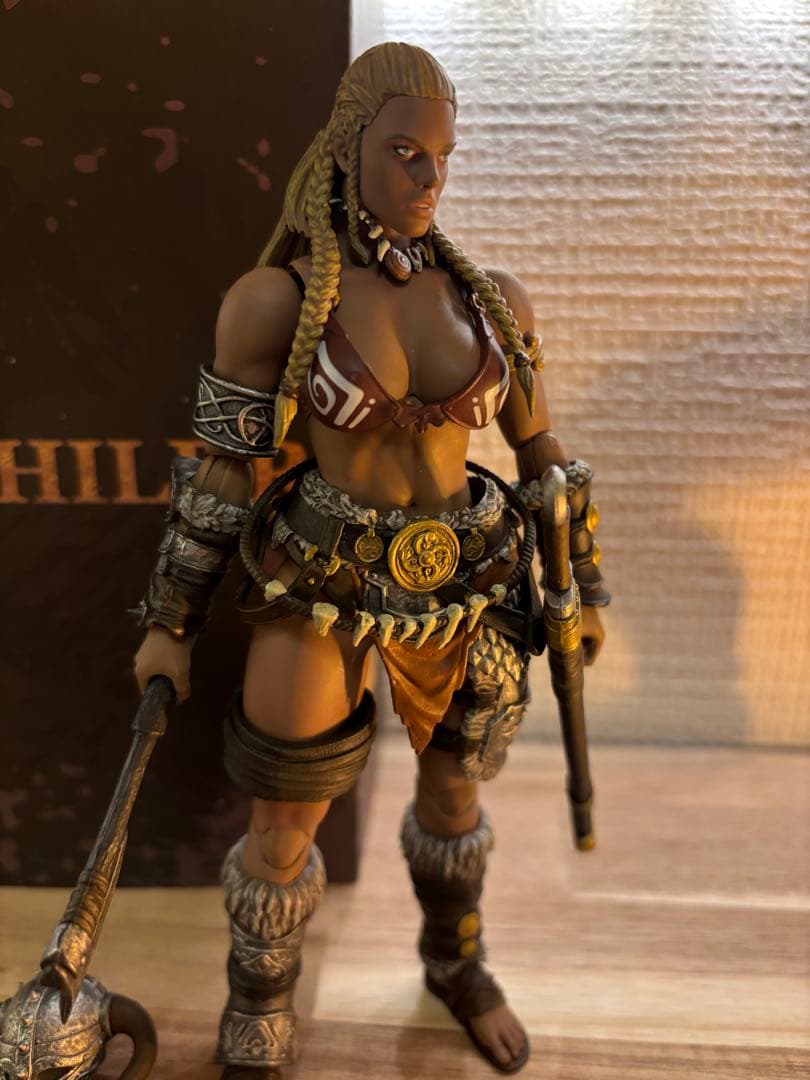 XESRAY STUDIO Gold Hilder，1/12 　６インチ