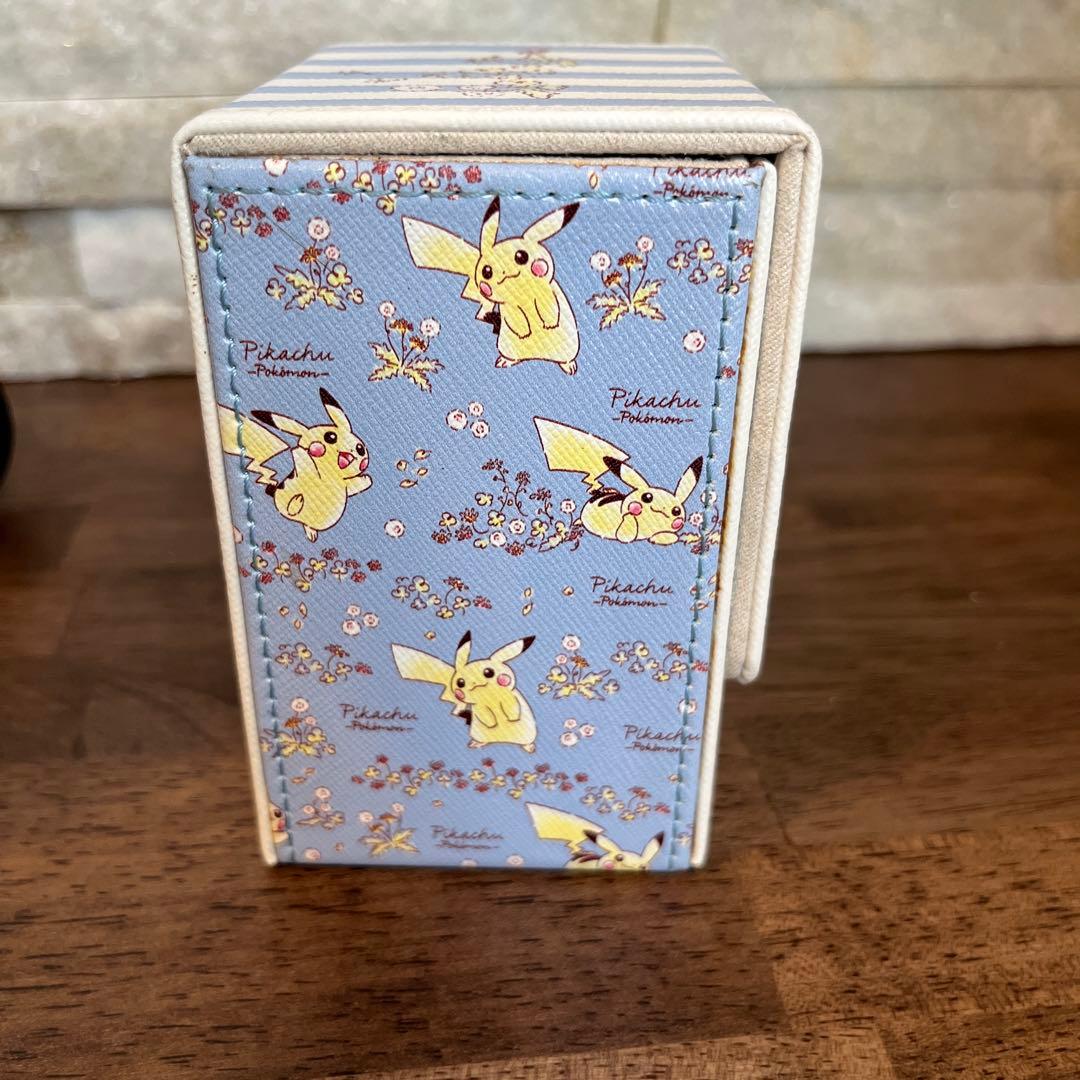 ピカチュウ フリップデッキケース ポケモンカード - メルカリ
