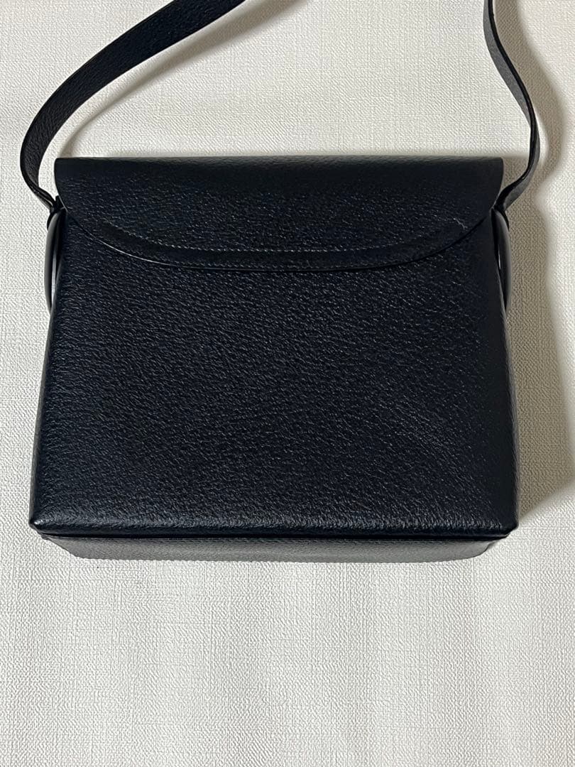 GUCCI レザー　ショルダーバッグ