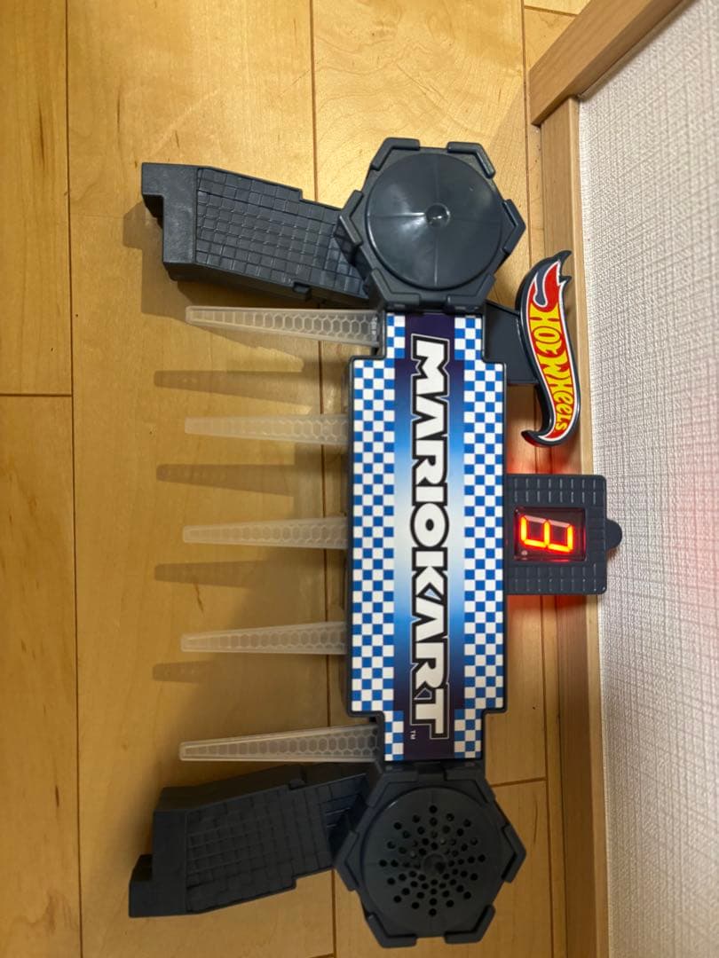 Hot Wheels マリオカート レインボーロード