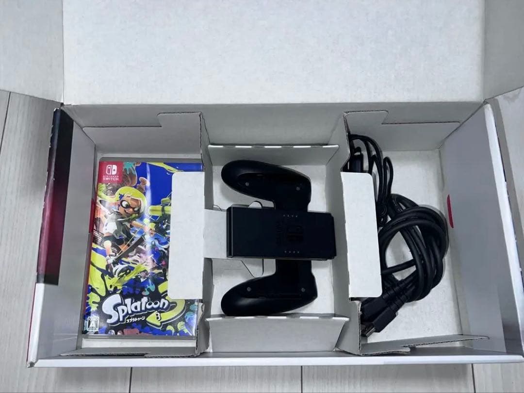 Nintendo Switch 本体 【スプラトゥーン3付き】