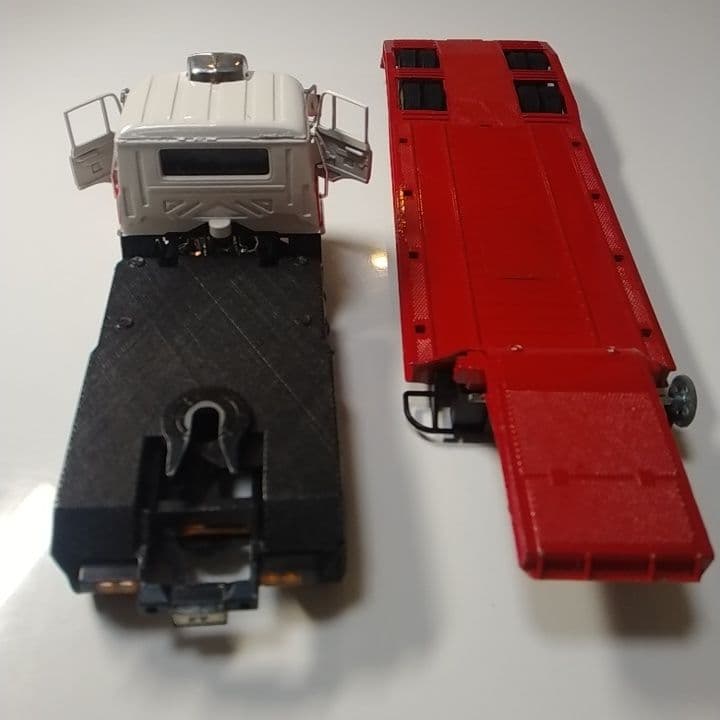 まる　ダイヤペットT-95 三菱ふそう 重機積載トレーラー