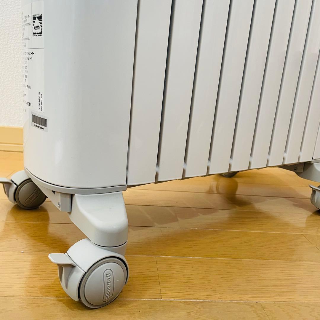未使用に近い】デロンギ ベルカルド オイルヒーター 10～13畳用 リモコン付