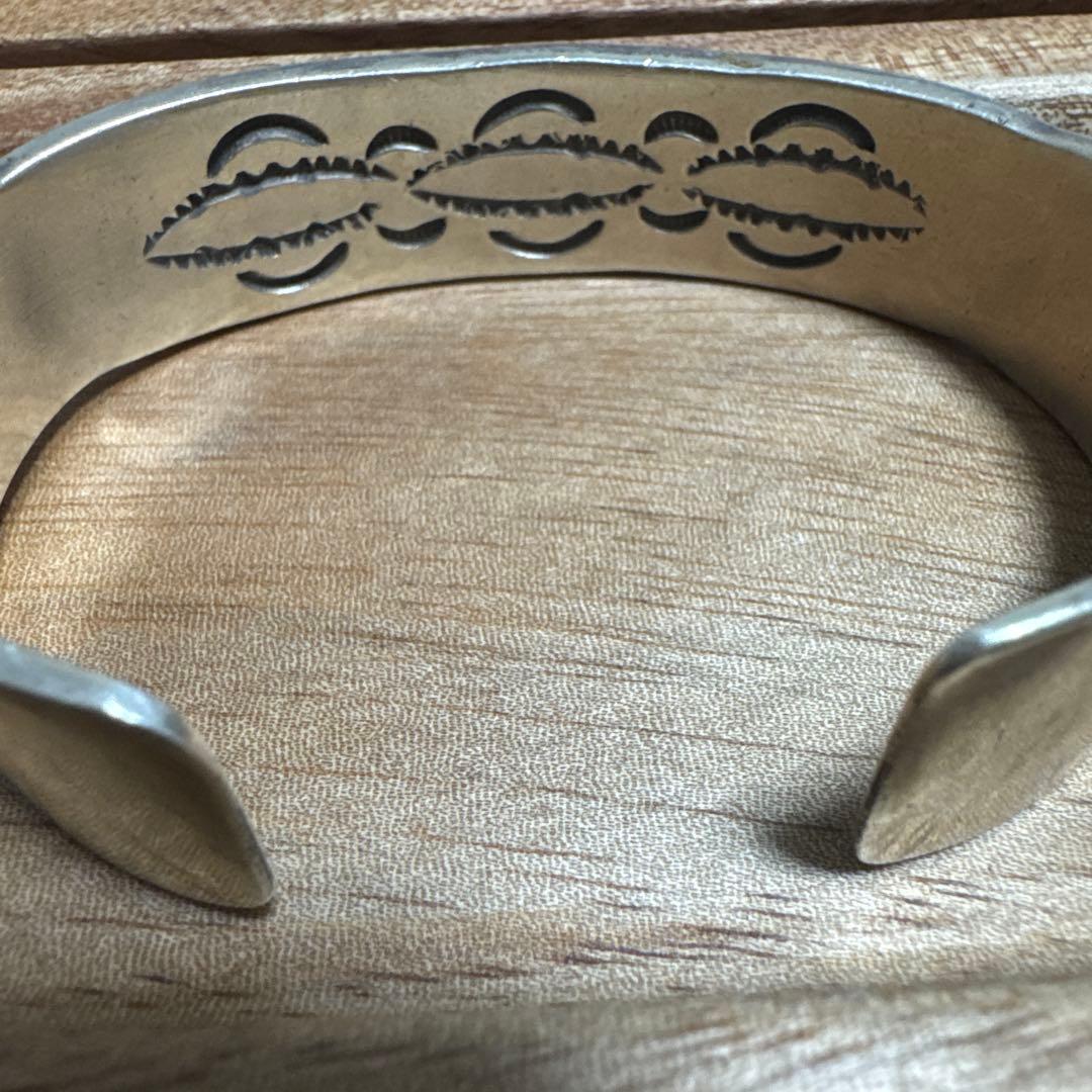 ナバホ族 Kenneth Bill スターリングシルバー バングル