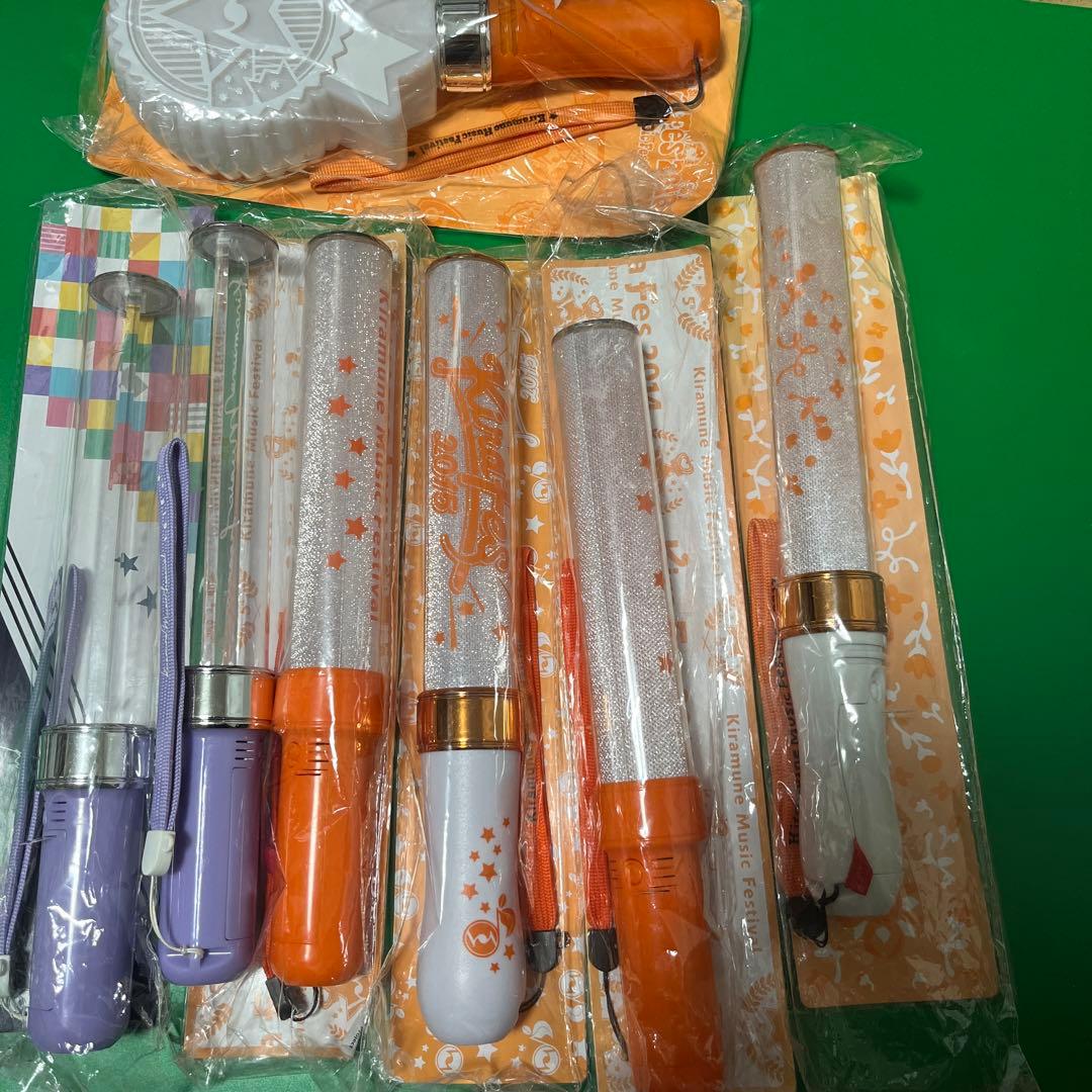 古玩工芸品の銅器は蓮観音に盤座して置物をし 古玩工芸品の銅器は蓮