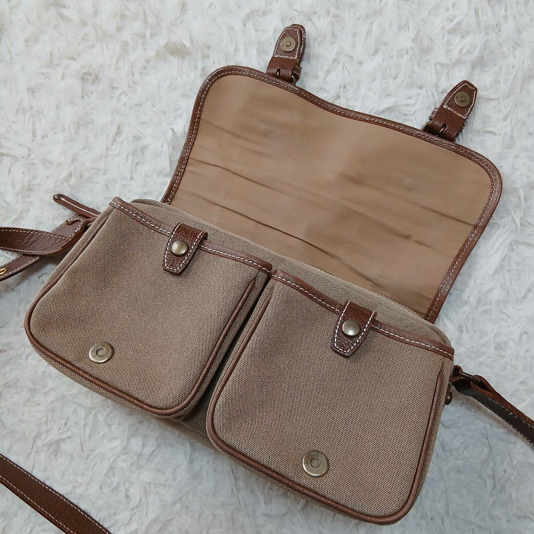 【BURBERRY BLUE LABEL】キャンバス ショルダーバッグ ロゴ刺繍