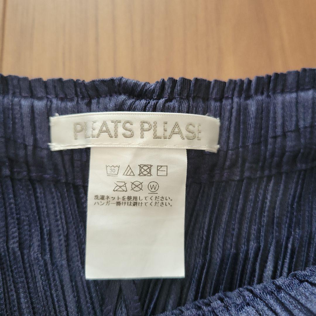 ネイビー プリーツプリーズ