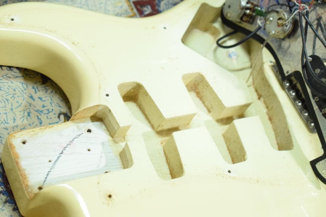 Greco SE600J 1979年製 JBモデル 状態良好 ケース・アーム付 - メルカリ