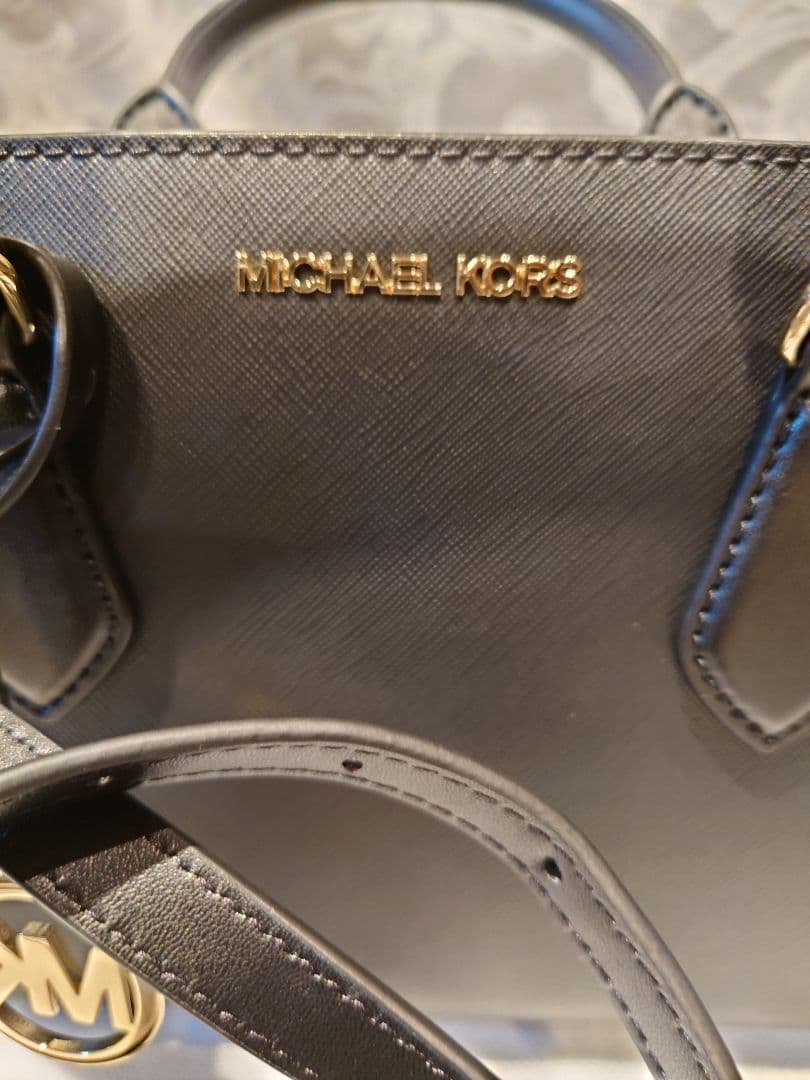 MICHAEL KORS ブラック ハンドバッグ