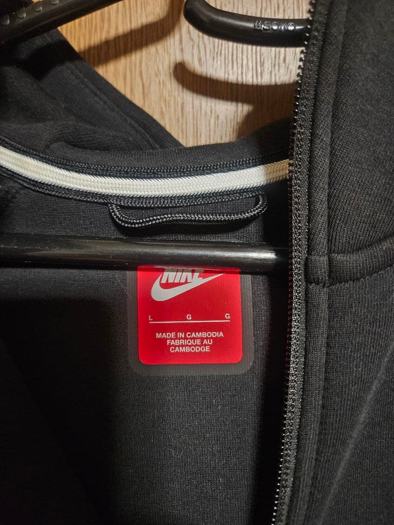 ハンニャバル　ナイキパーカー