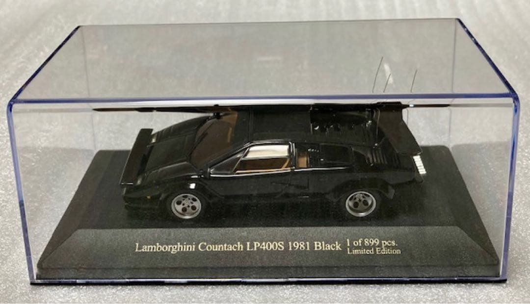 ジール特注1/43ランボルギーニカウンタック12本マフラー仕様 超希少 極