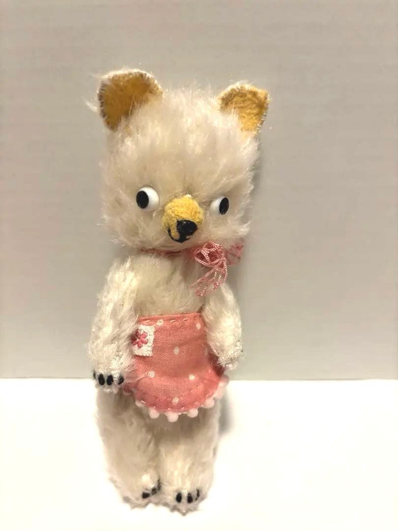 K'sBear様　白いネコ 51o8u1ukqgL._AC_UF350,