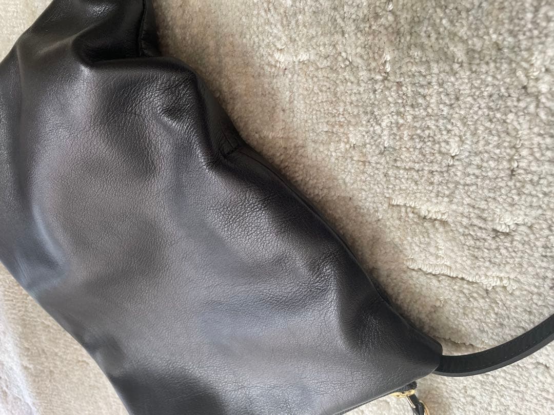 ワンハンドルバッグ　黒　牛革　日本製　ジェメイル