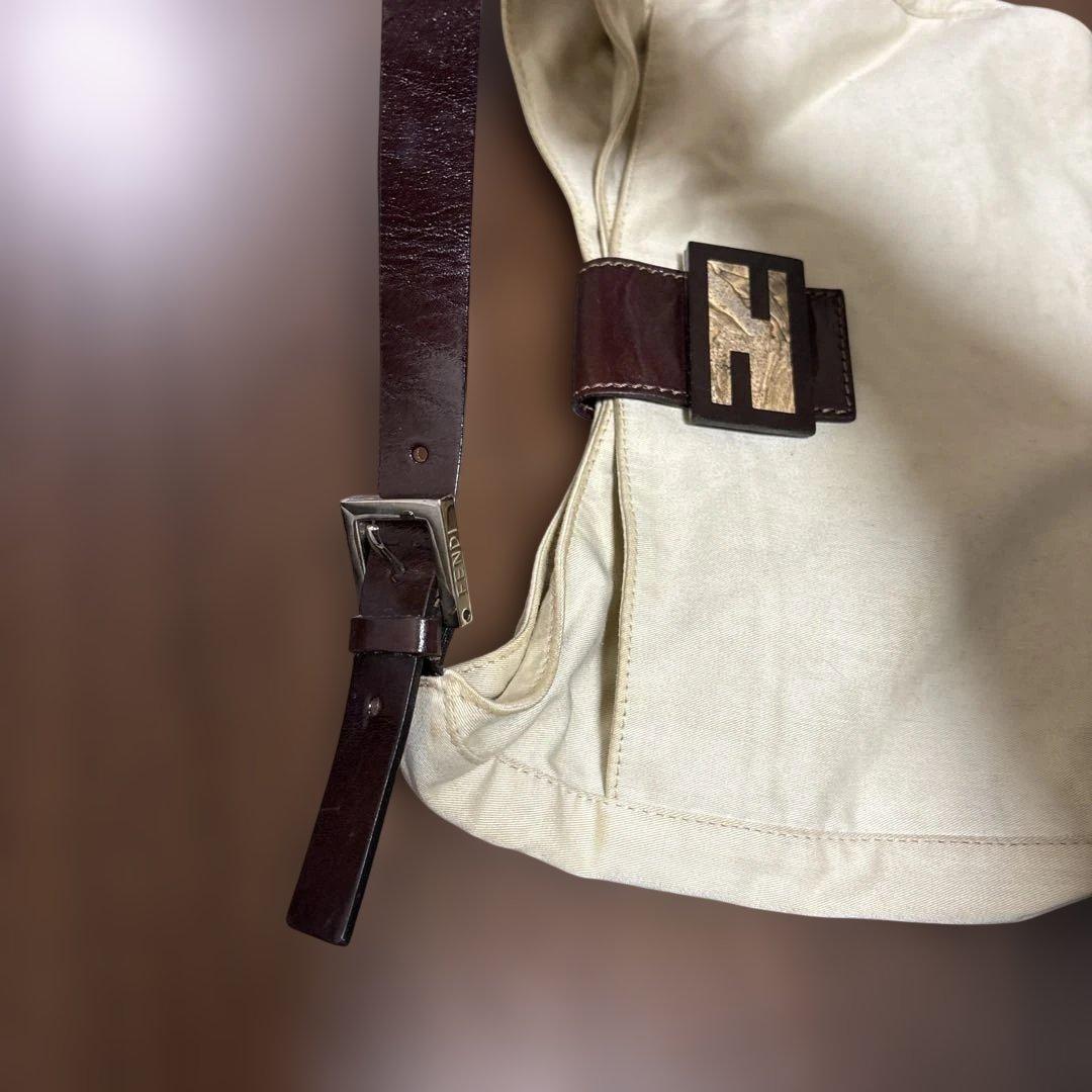 Fendi ショルダーバッグ ベージュ キャンバス