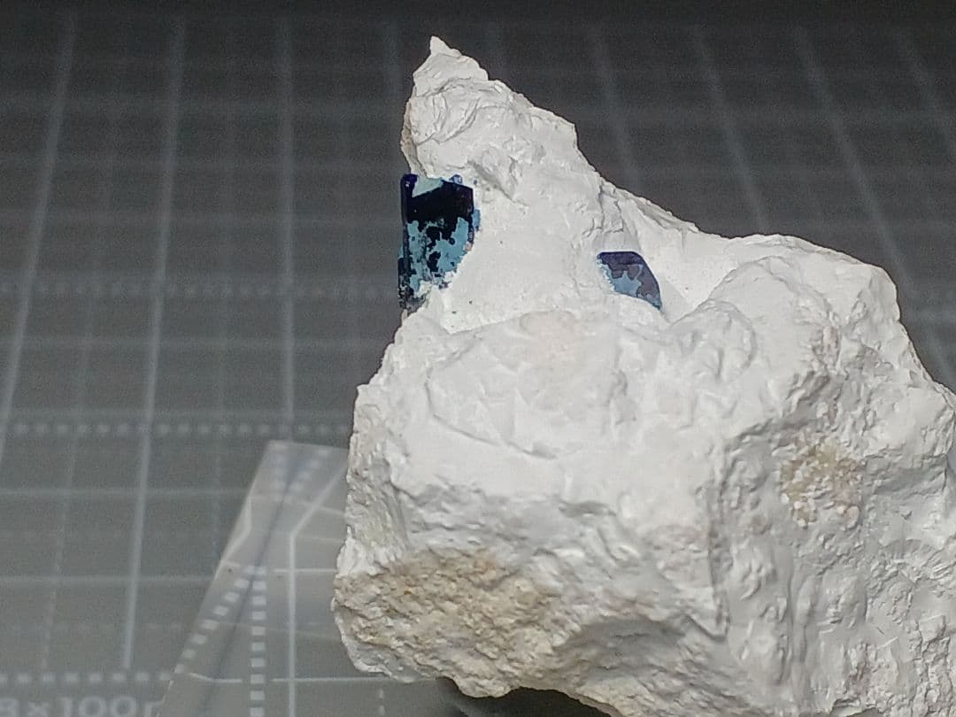 ご*う様 国産鉱物　逸見石　7.5mm　原石　ヘンミライト　鉱物標本