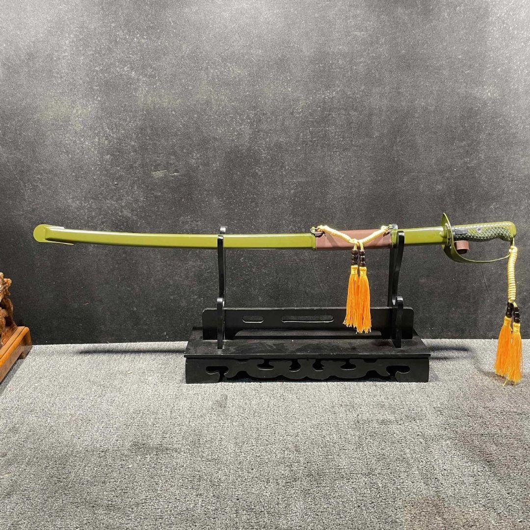 1041-武具 刀装具 日本刀　模造刀 居合刀 武士道 鑑賞用 軍刀 騎兵刀