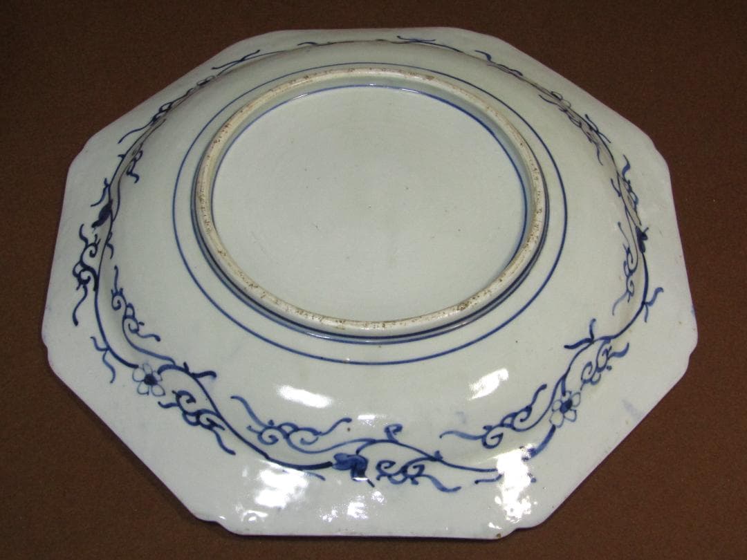 【染付　山水図　八角大皿】古伊万里