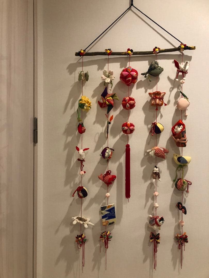 【匿名配送】桃の節句の壁掛け③5蓮　吊るし飾り　吊るし雛