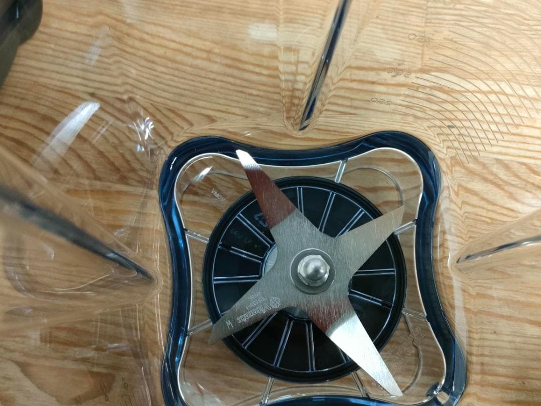 美品】バイタミックスE320 軽量カップ付き 1591