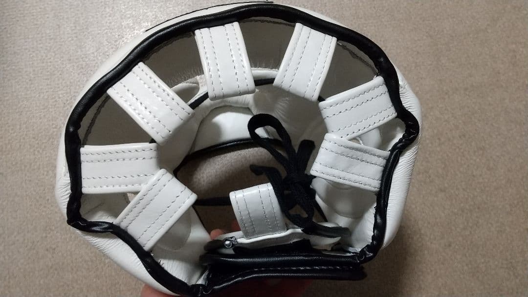 本革製WINDYヘッドギア HP-2 白 M サイズ 新品 NP - メルカリ