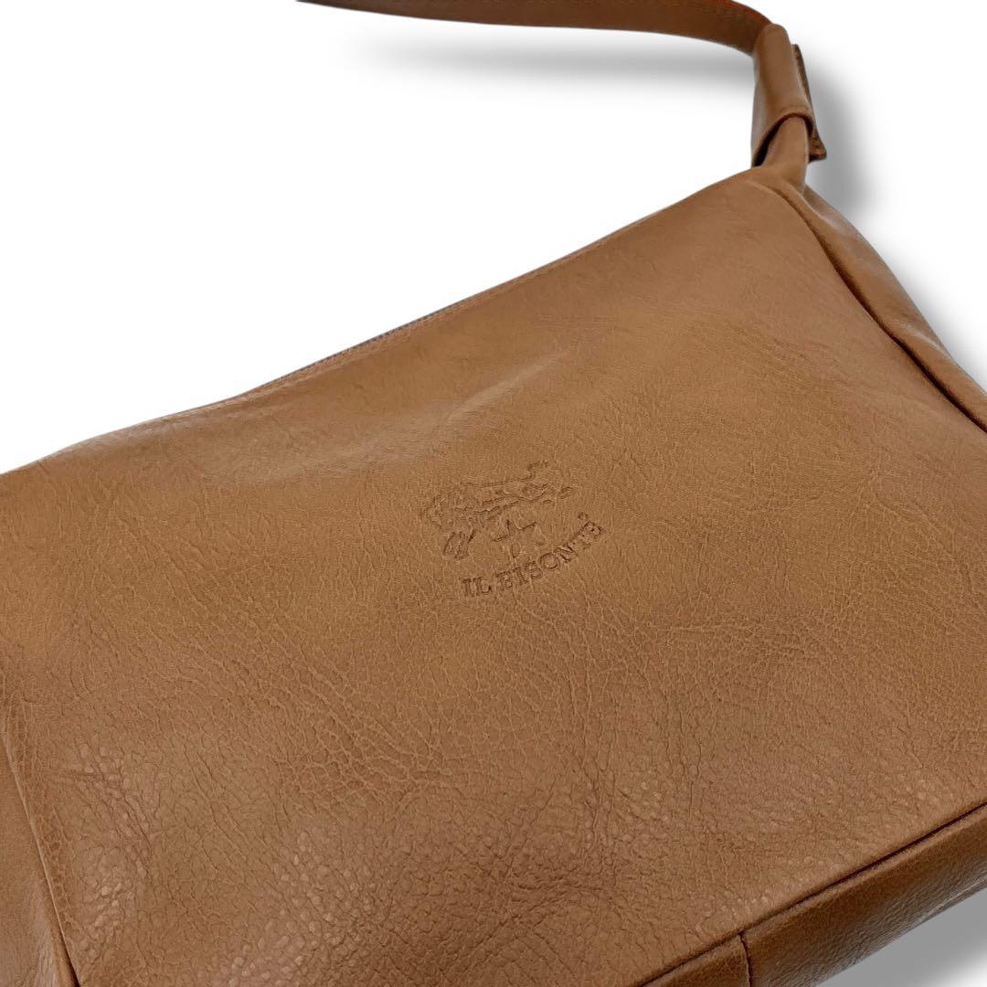 【極美品】イルビゾンテ　ショルダーバッグ　クロスボディバッグ　ロゴ　レザー