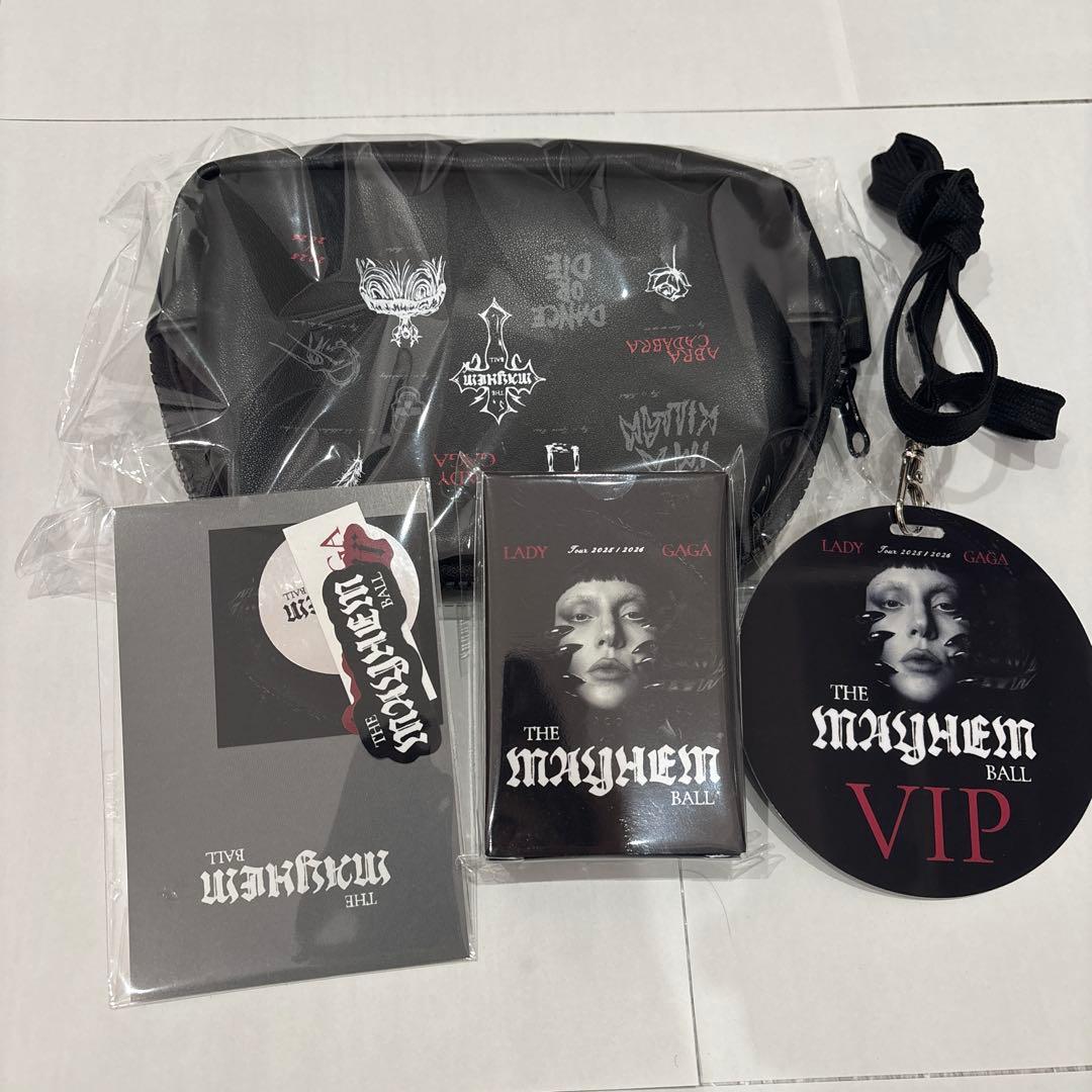 LADY GAGA THE MAYHEM BALL VIPセット - メルカリ