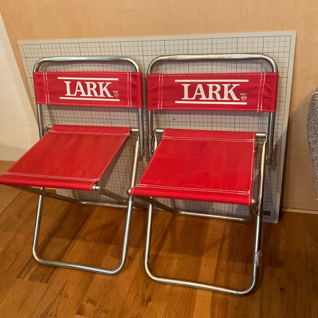 昭和レトロ 赤 LARK ラーク パイプ椅子 2脚セット 折りたたみチェアー